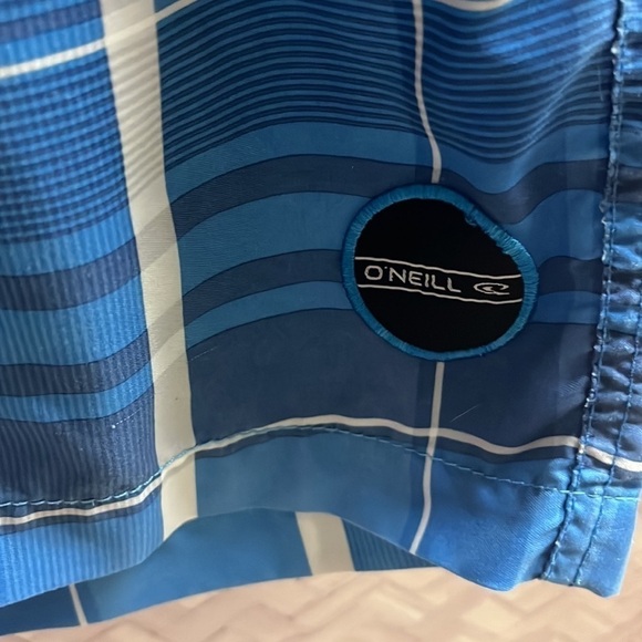 O’Neill swim trunks, men’s size medium, board shorts, with mesh, 3 pockets​​​ - Picture 2 of 8